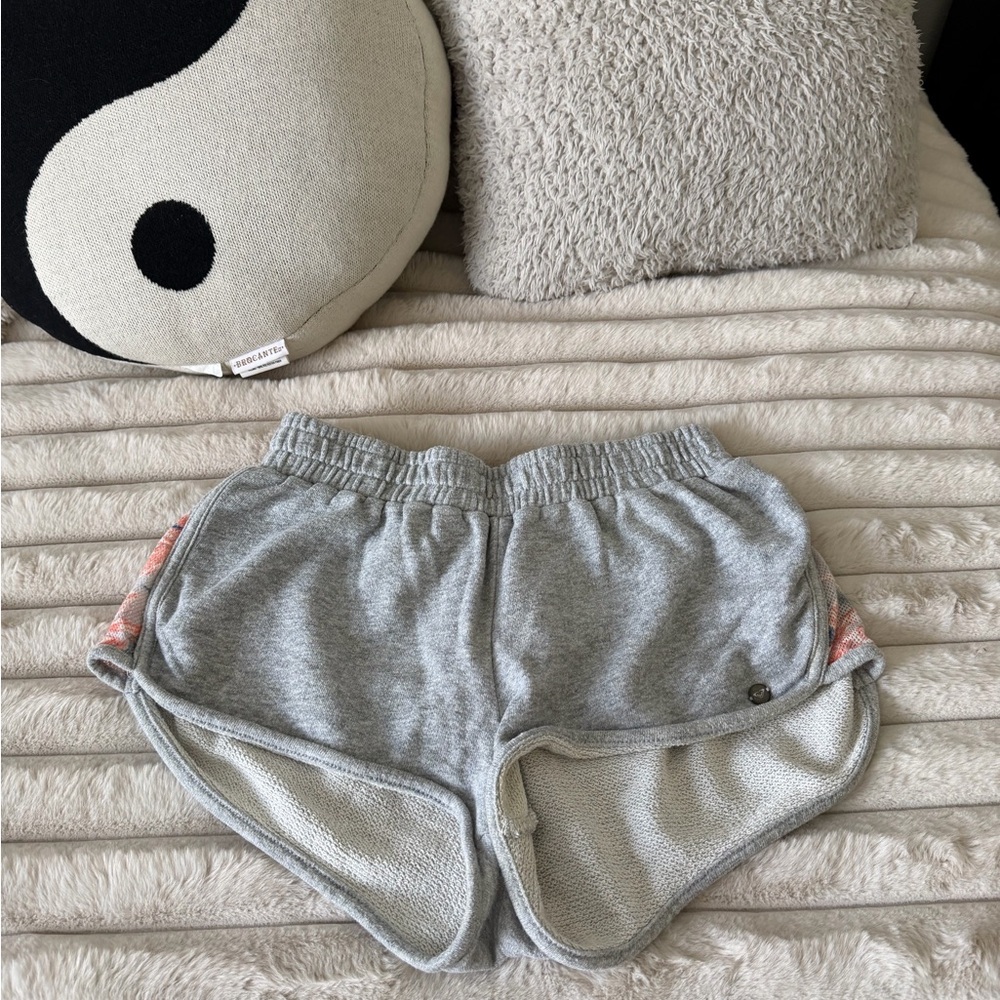 Roxy short